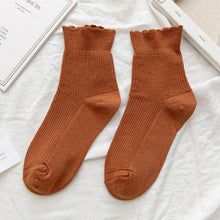 RUFFLED SOLID COLOR MID-TUBE SOCK