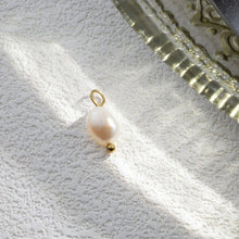 18K Gold PVD Stainless Steel Freshwater Pearl Charm: Bar Stainless Steel Silver