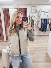 Aspen Plaid Collar Quilted Zip Up Vest - Khaki