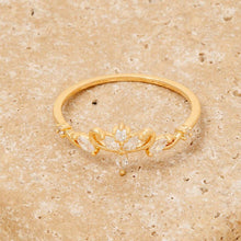 Cz Filigree Crown Dainty Band Ring - Silver