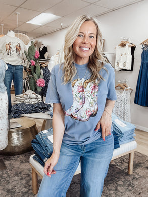 Wildflower Boots Vintage T-Shirt - Blue Jean