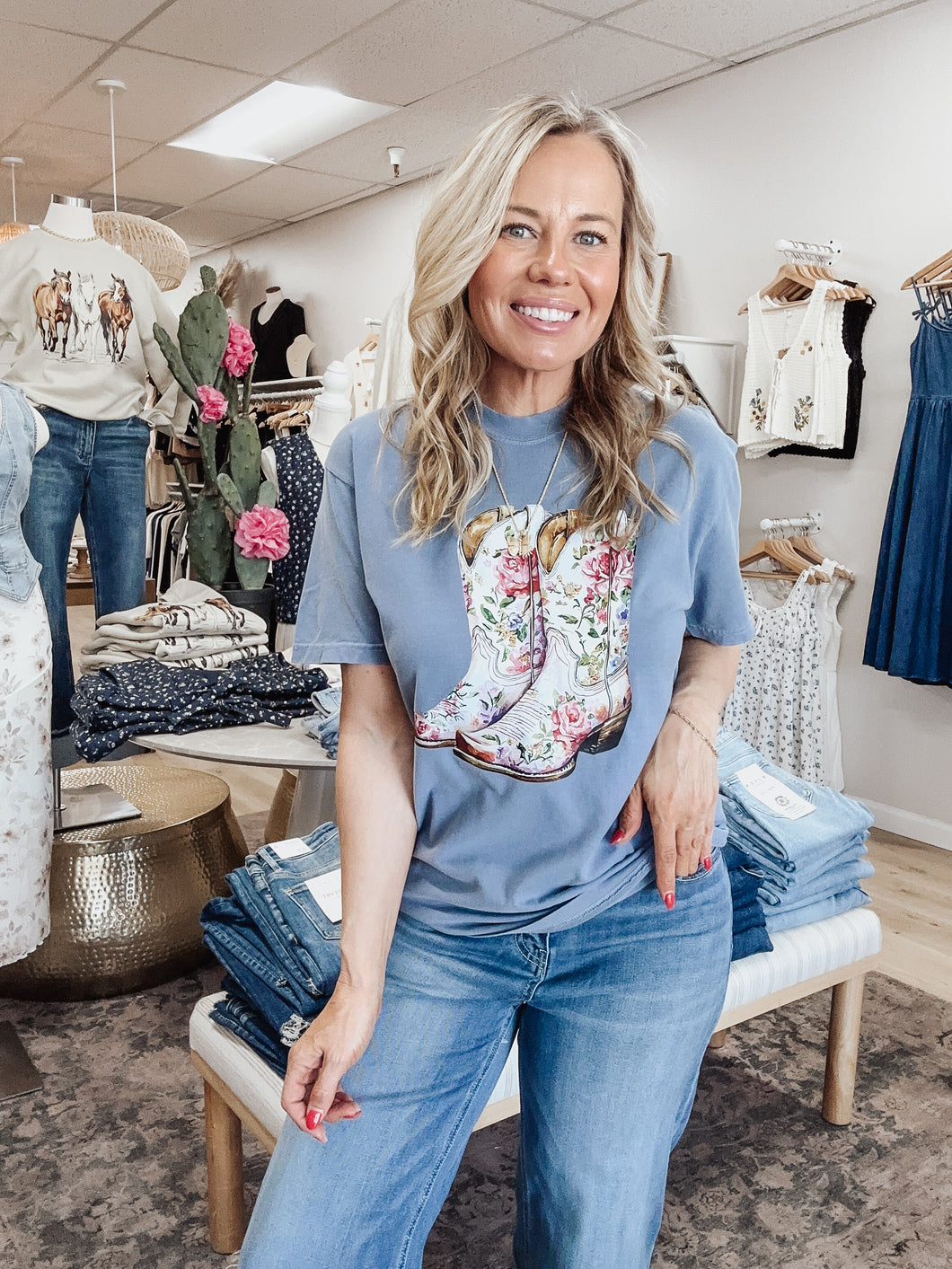 Wildflower Boots Vintage T-Shirt - Blue Jean