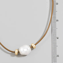 Leather Cord Baroque Pearl Station Necklace: WGBR