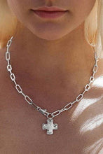 NOTABLE HAMMERED CROSS FRONT TOGGLE NECKLACE - GOLD