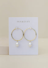 Simple Hoop with Pearl