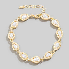 Teardrop Pearl Link Chain Bracelet