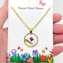 Dried Flowers Floral Irregular Round Pendant Necklace - Leucanthemum paludosum
