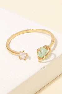 Delicate Rhinestone Open Fashion Ring - Gold