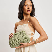 Anastasia Clutch: Black