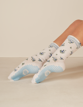 The Floral Grip Sock: Blue Roses - Lagree & Pilates