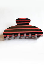 JUMBO STRIPE PLAID OVAL HAIR CLAW CLIPS | 40H1020: PLAID RED