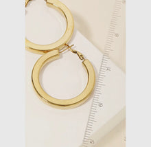 Flat Edged Metallic Hoop Earrings - Gold