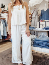 Z SUPPLY Sid Embroidered Woven Pant - White