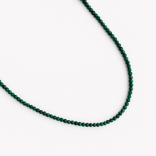 Natural Stone Beads Single Strand Necklace: Malachite Green