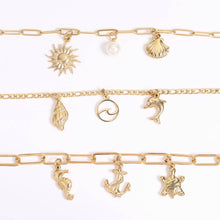 18K Gold Stainless Steel Mystic Sun Charm Bar - Gold