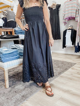 Willow Lane Smocked Ruffle Sleeve Eyelet Hem Dress - Black