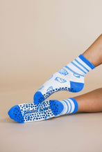 Pretty Shells Shorty Crew Grip Sock
