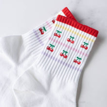 Juicy Fruit Casual Socks: Strawberry