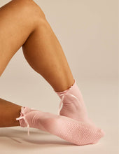 Lucky Honey The Juliet Grippy Sock: White