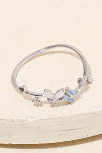 Dainty Floral Butterfly Fashion Ring - Silver