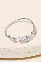 Dainty Floral Butterfly Fashion Ring - Gold