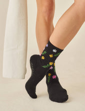 Lucky Honey The Wild Flower Grippy Sock: White