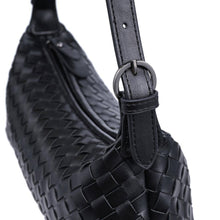 Audrey Shoulder Bag: Chocolate