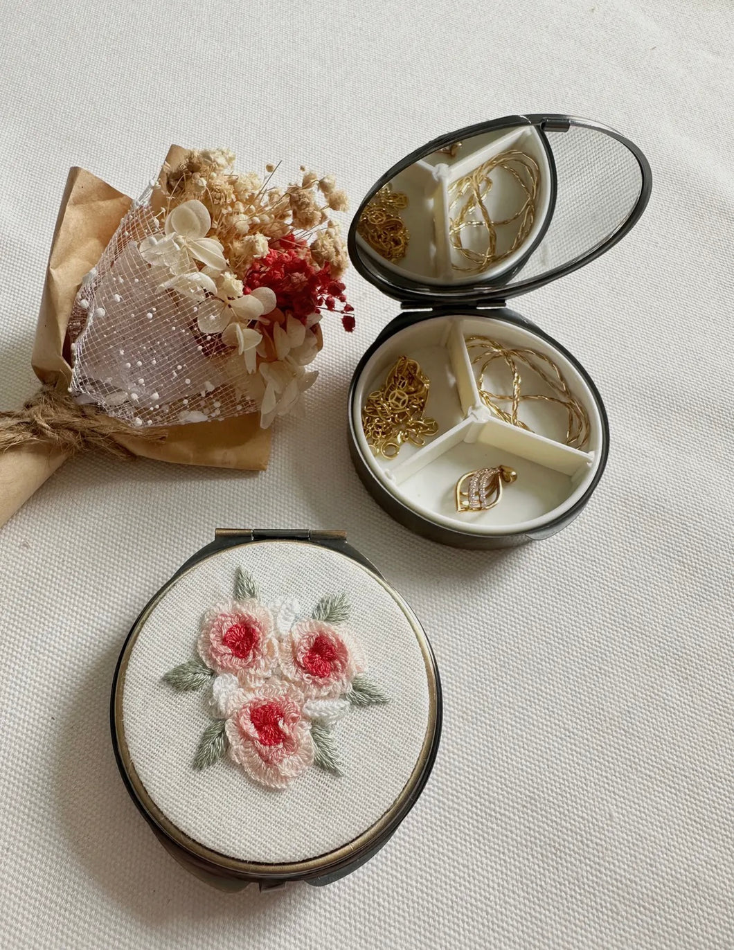 Floral Embroidery Round Jewelry or Pill Box with Mirror - Pink Roses