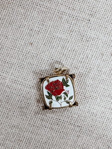 Rose Square Pendant Charm Bar