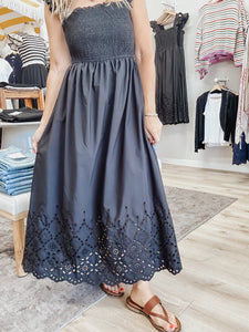 Willow Lane Smocked Ruffle Sleeve Eyelet Hem Dress - Black