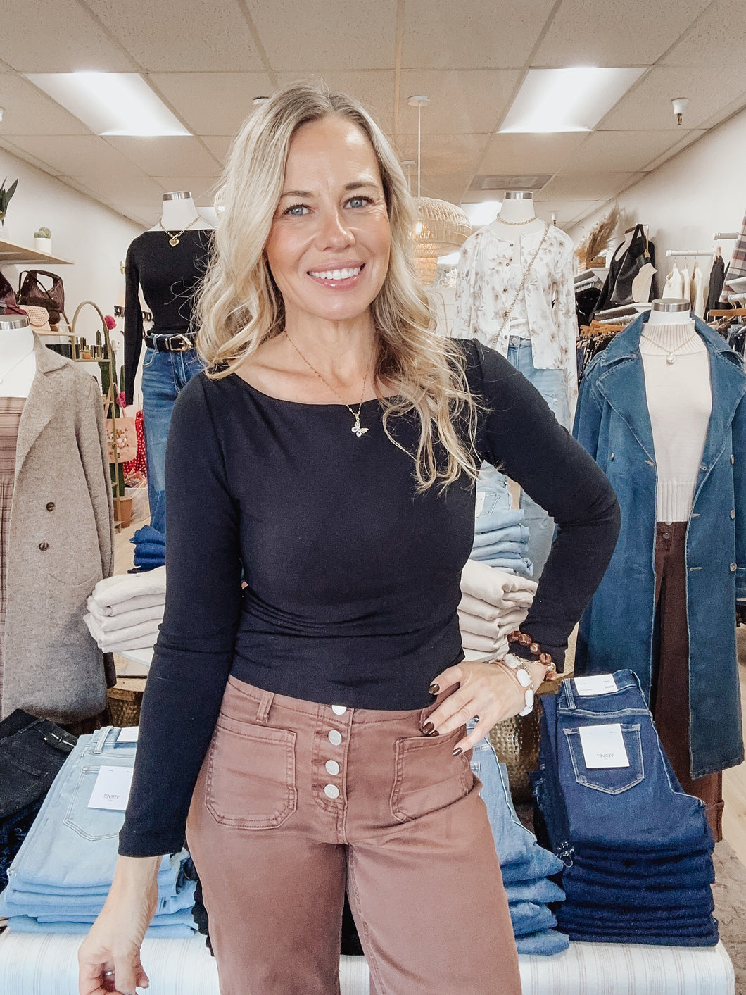 Sienna Boat Neck Long Sleeve Solid Knit Top - Black