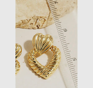Heart Croissant Knocker Earrings - Gold