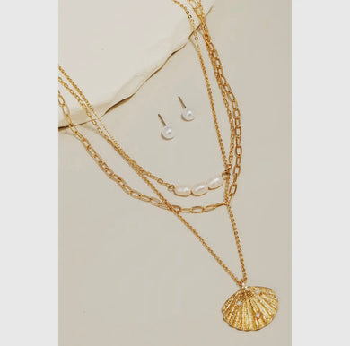 Pearl and Seashell Pendant Layered Necklace - Gold