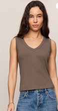 Z SUPPLY Ellie Rib V Neck Tank - Pebble Coast