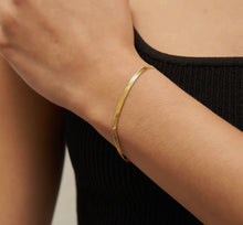 Dainty Herringbone Bracelet - Gold