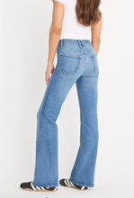 GOOD AMERICAN Soft Tech Good Classic Slim High Rise Bootcut - Indigo 1238