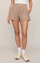Z SUPPLY The Everyday Short - Heather Ash