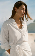 Z SUPPLY The Signature Button Up Top - White