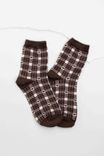 Plaid Heart Socks: Beige