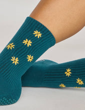 Lucky Honey The Daisy Grippy Sock: Deep Ocean