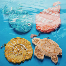 Beaded Sea Turtle Coin Purse | Coastal Zip Pouch - Neutral