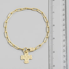 Hammered Square Cross Charm Paperclip Chain Bracelet - Gold