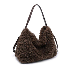 Lumi Hobo: Brown