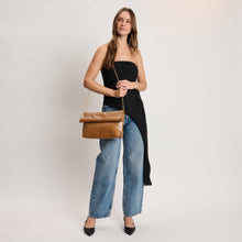Angela Crossbody: Caramel