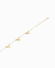 Skinny Bow Acrylic Pearl Link Station Chain Bracelet - Gold