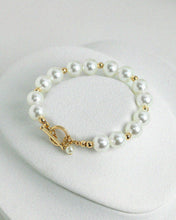 Classic Pearl Toggle Bracelet