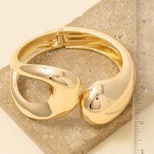 Abstract Metal Statement Bangle Bracelet - Gold