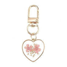 BAG CHARM Key Chain PRESSED DRIED FLOWER HEART ROUND | 40KC163: HEART PINK