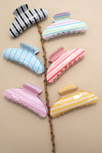 JUMBO STRIPE PLAID OVAL HAIR CLAW CLIPS | 40H1069: Pink