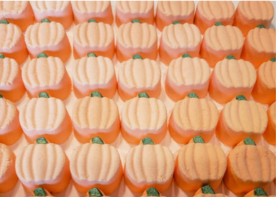 🎃 Mini Pumpkin Spice Bath Bombs – Handmade Fall Favors